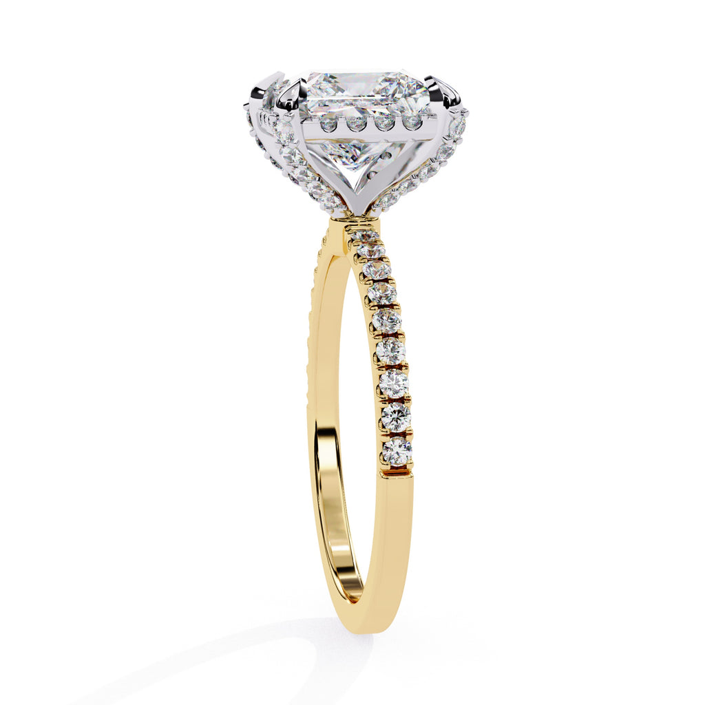 Elegant Central Stone Brilliance Diamond Ring
