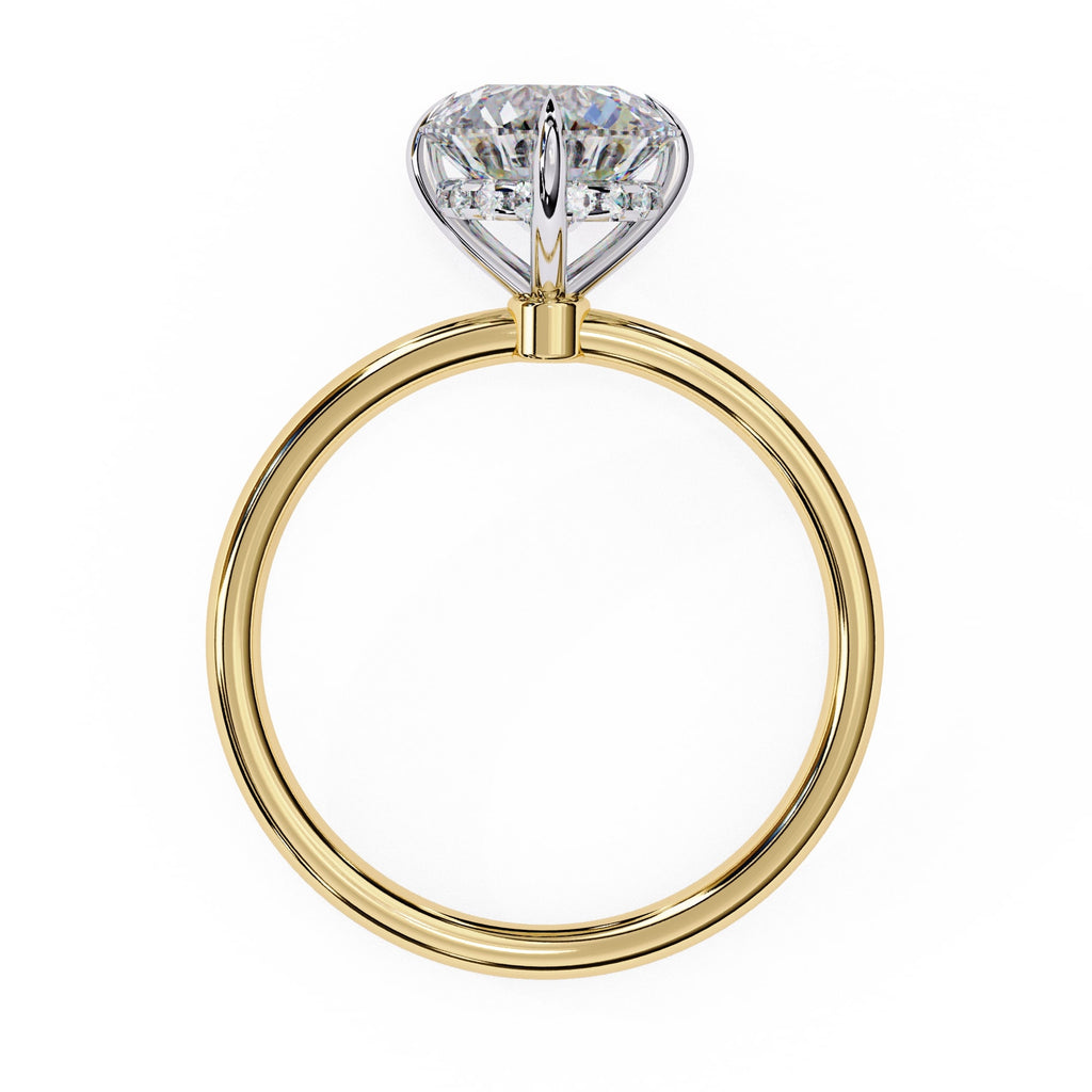Elegant Diamond Center Stone Ring with Side Accents
