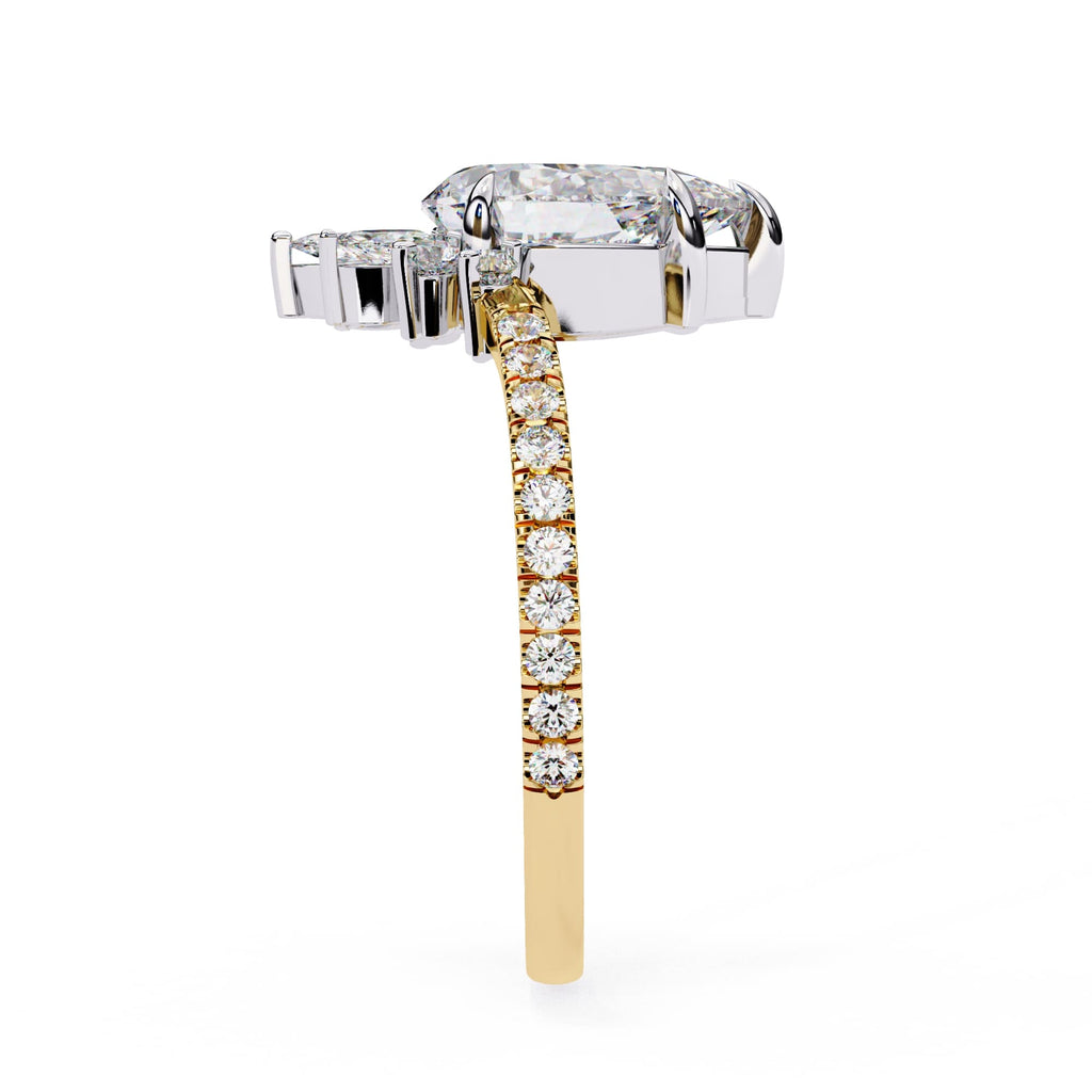 Elegant Central Stone Diamond Ring with Side Accents