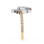 Elegant Central Stone Diamond Ring with Side Accents