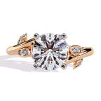 Exquisite Central Stone Diamond Ring with Shimmering Side Accents