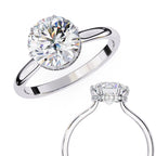 Elegant Central Stone Diamond Ring with Radiant Side Accents