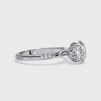 Exquisite VVS1 Diamond Central Stone Ring with Brilliant Side Accents