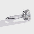 Elegant Central Stone Diamond Ring with Radiant Side Accents