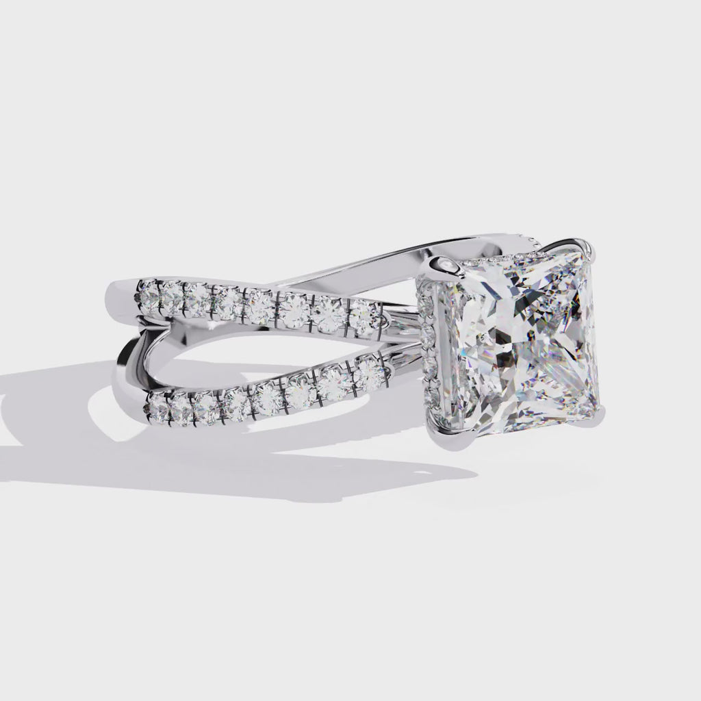 Elegant Central Stone Diamond Brilliance Ring