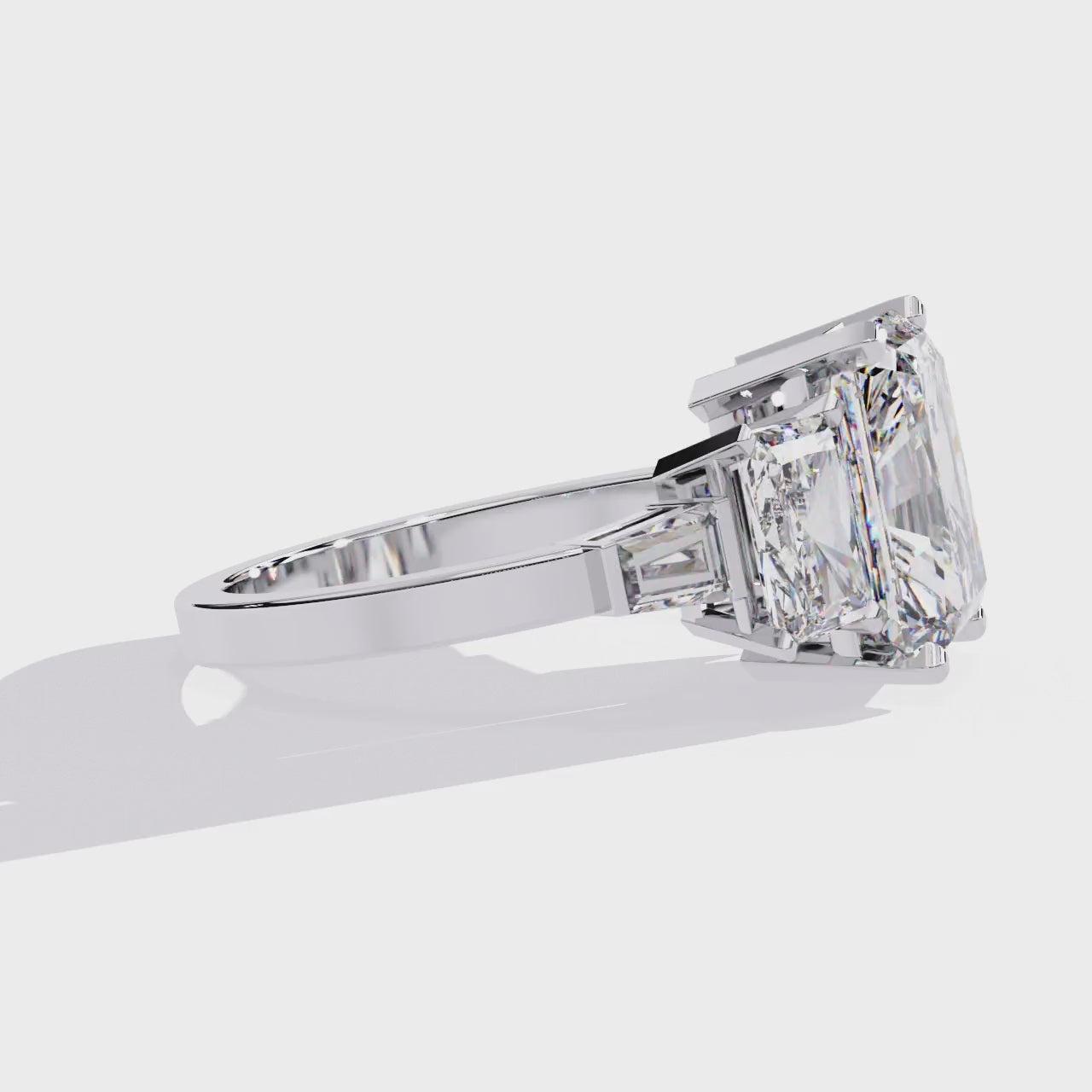Elegant Central Stone Diamond Ring with Radiant Side Accents