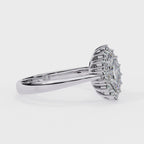 Elegant Central Stone Diamond Ring with Radiant Side Accents
