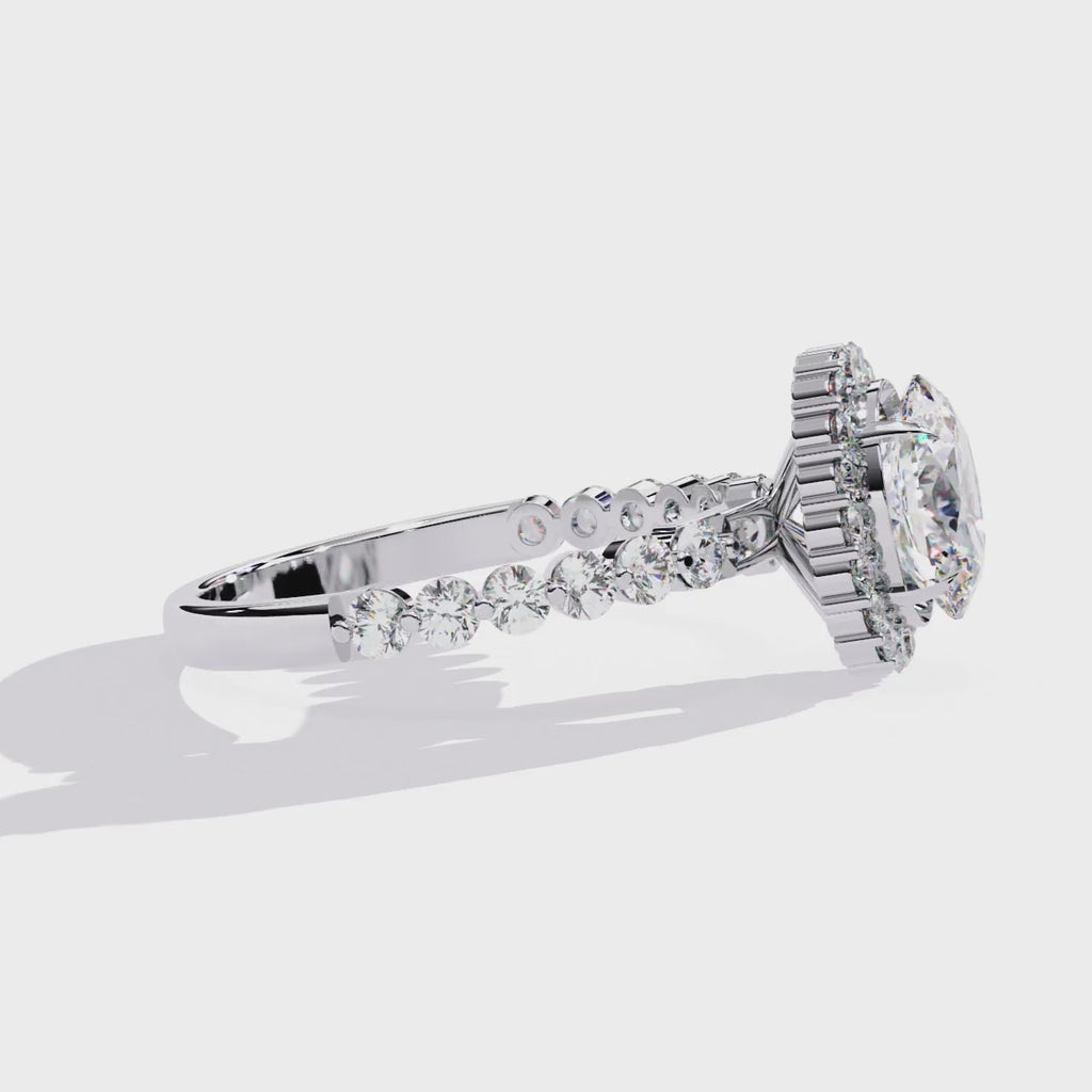 Elegant Central Stone Diamond Ring with Brilliant Side Accents