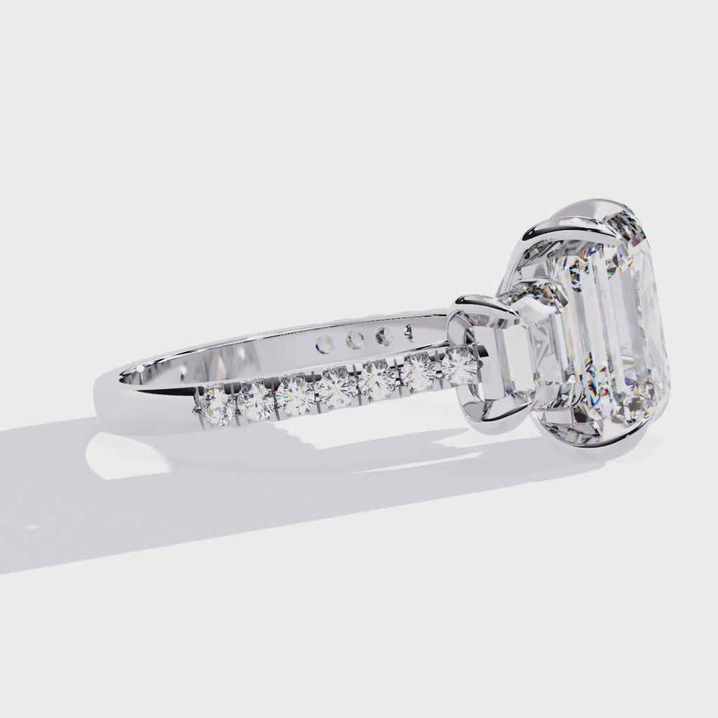 Elegant Central Stone Brilliance Diamond Ring