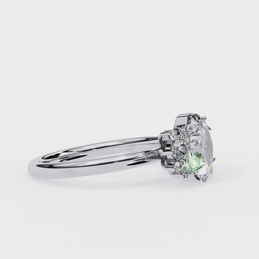 Elegant Central Stone Diamond Ring with Side Accents