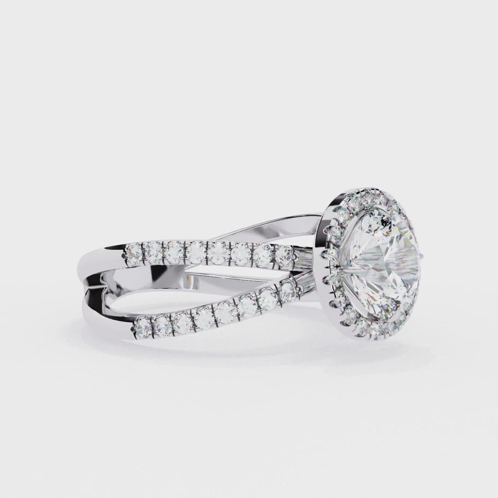 Elegant Central Stone Diamond Ring with Radiant Side Accents